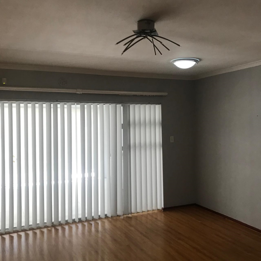 To Let 3 Bedroom Property for Rent in Waves Edge Western Cape
